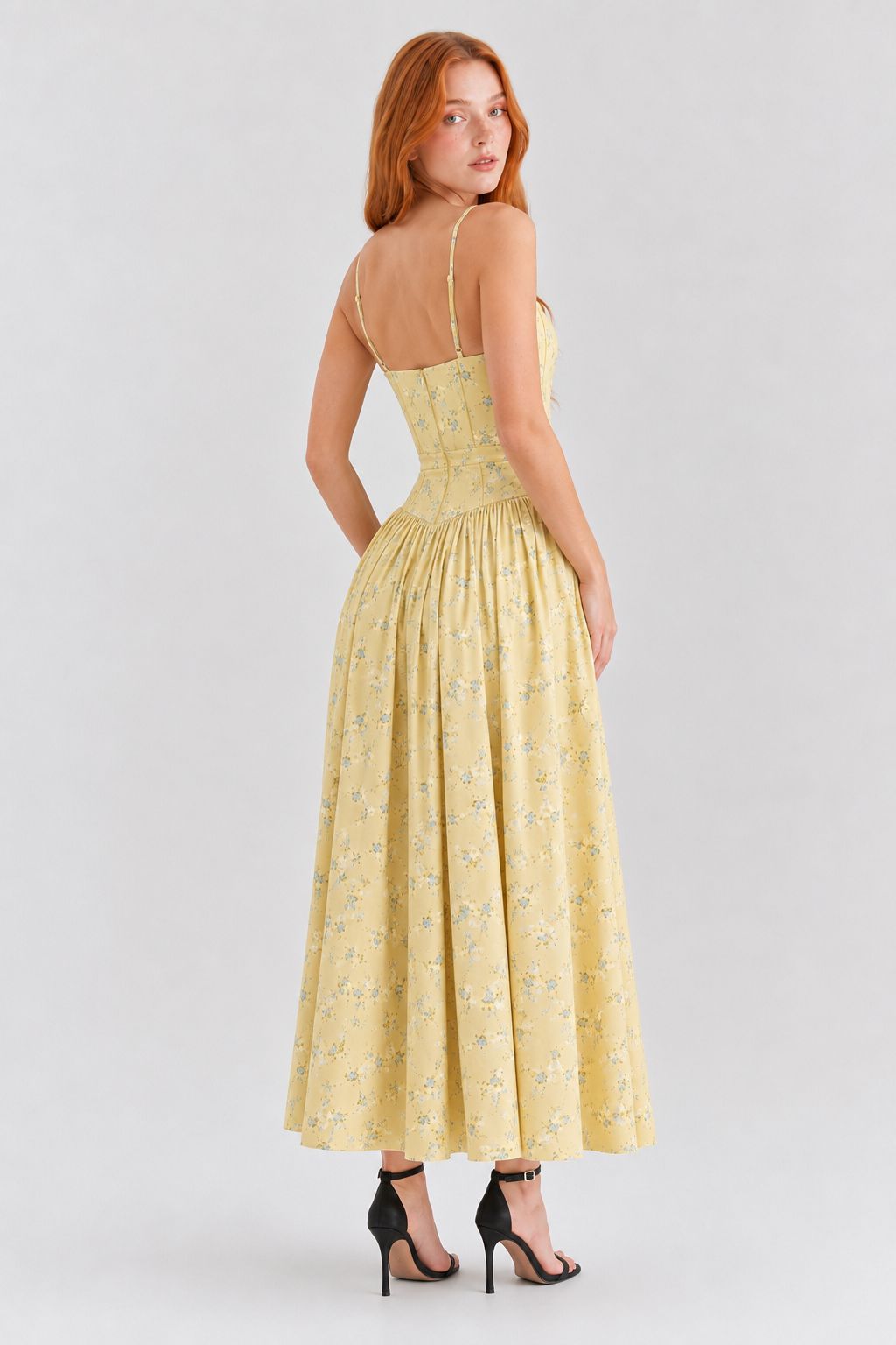 Formendes Kleid Stella (Neuauflage)