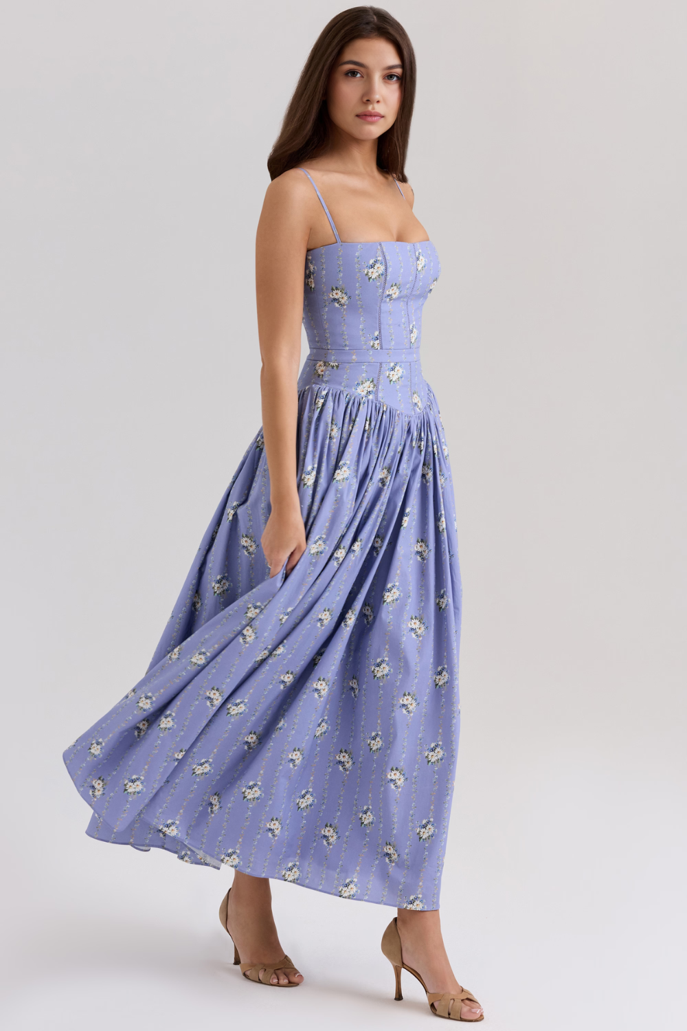 Formendes Kleid Stella