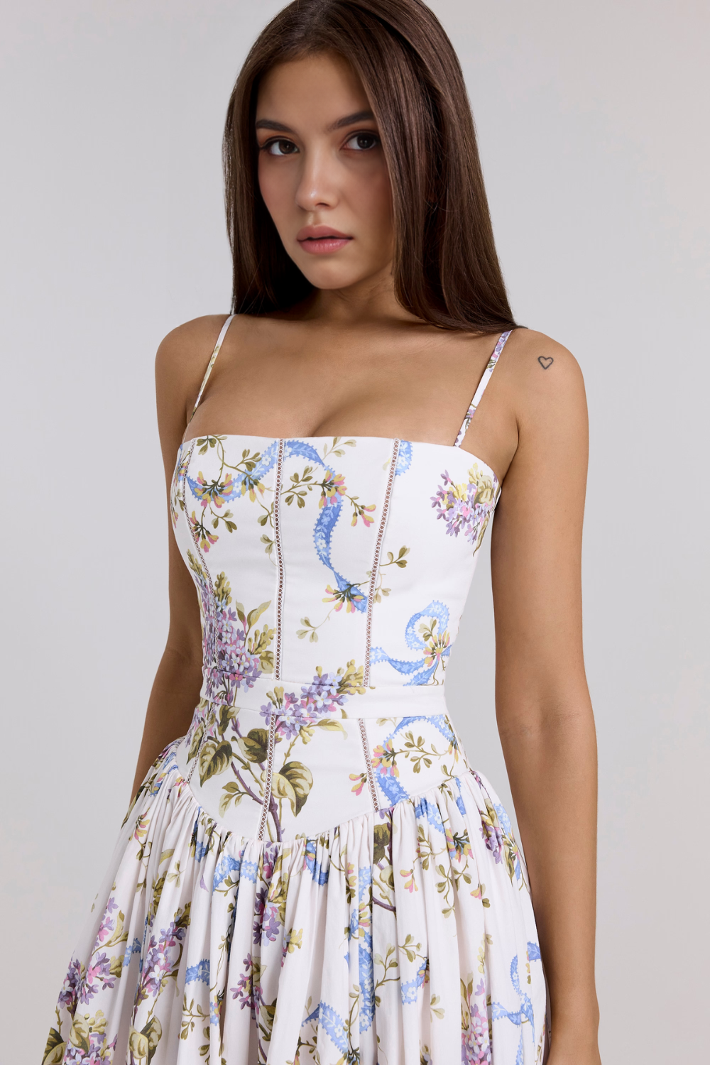 Formendes Kleid Stella