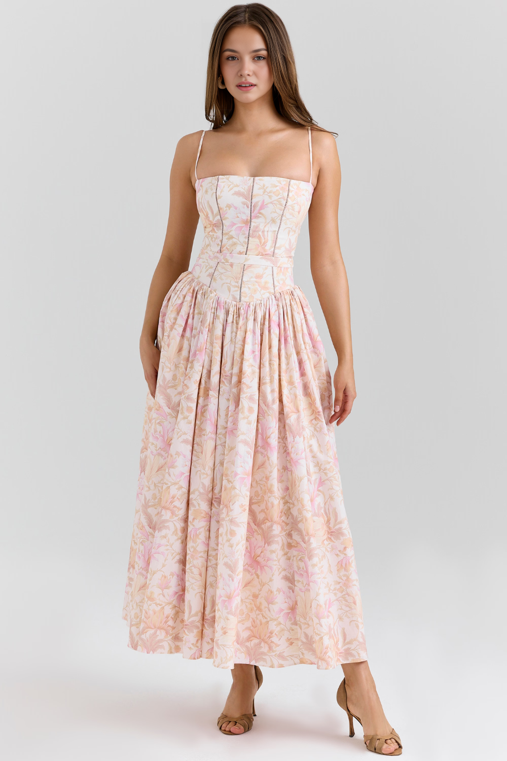 Formendes Kleid Stella