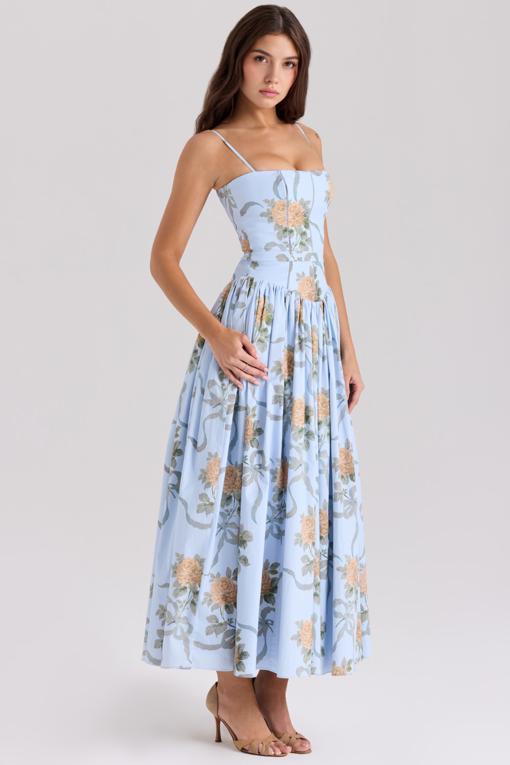 Formendes Kleid Stella