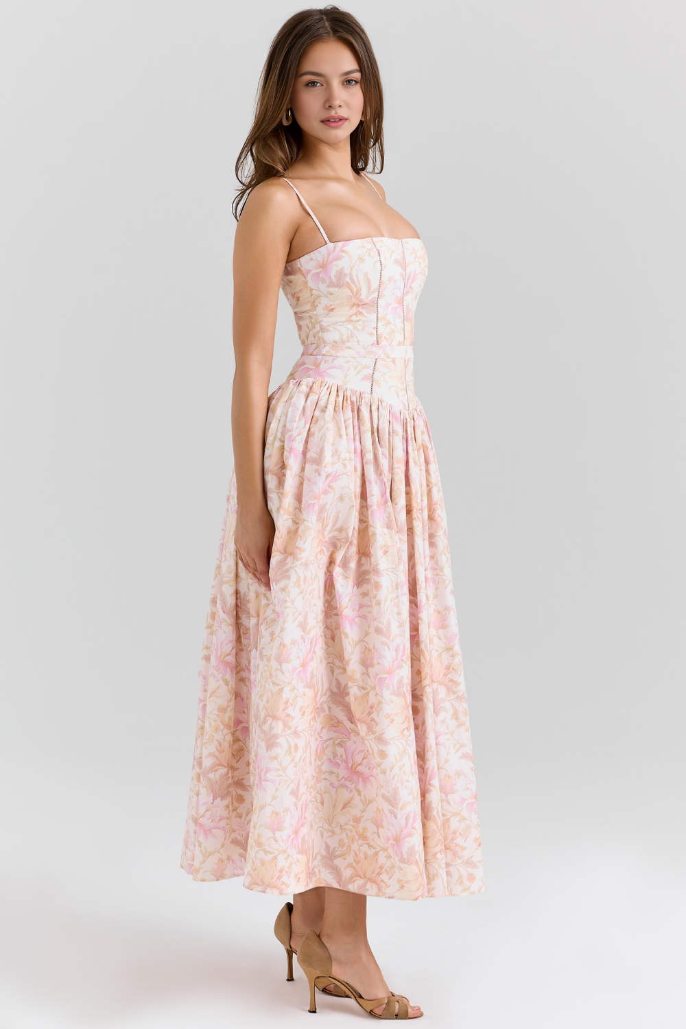 Formendes Kleid Stella