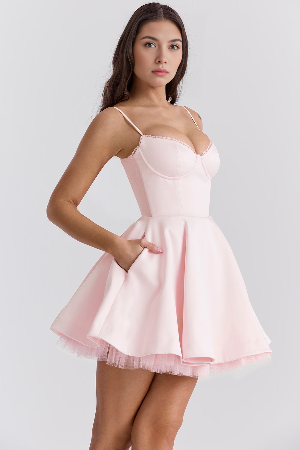 Kurzes Kleid Cloe - Doppellagig